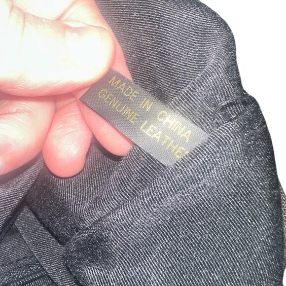 Americana by Sharif Metallic Gray Leather Shoulder Crossbody Bag Slouchy Chic - Picture 14 of 16